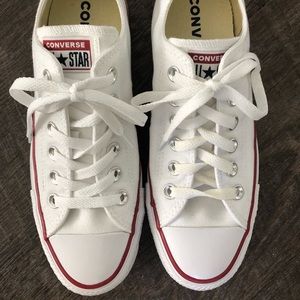 Converse Chuck Taylor - Size 7